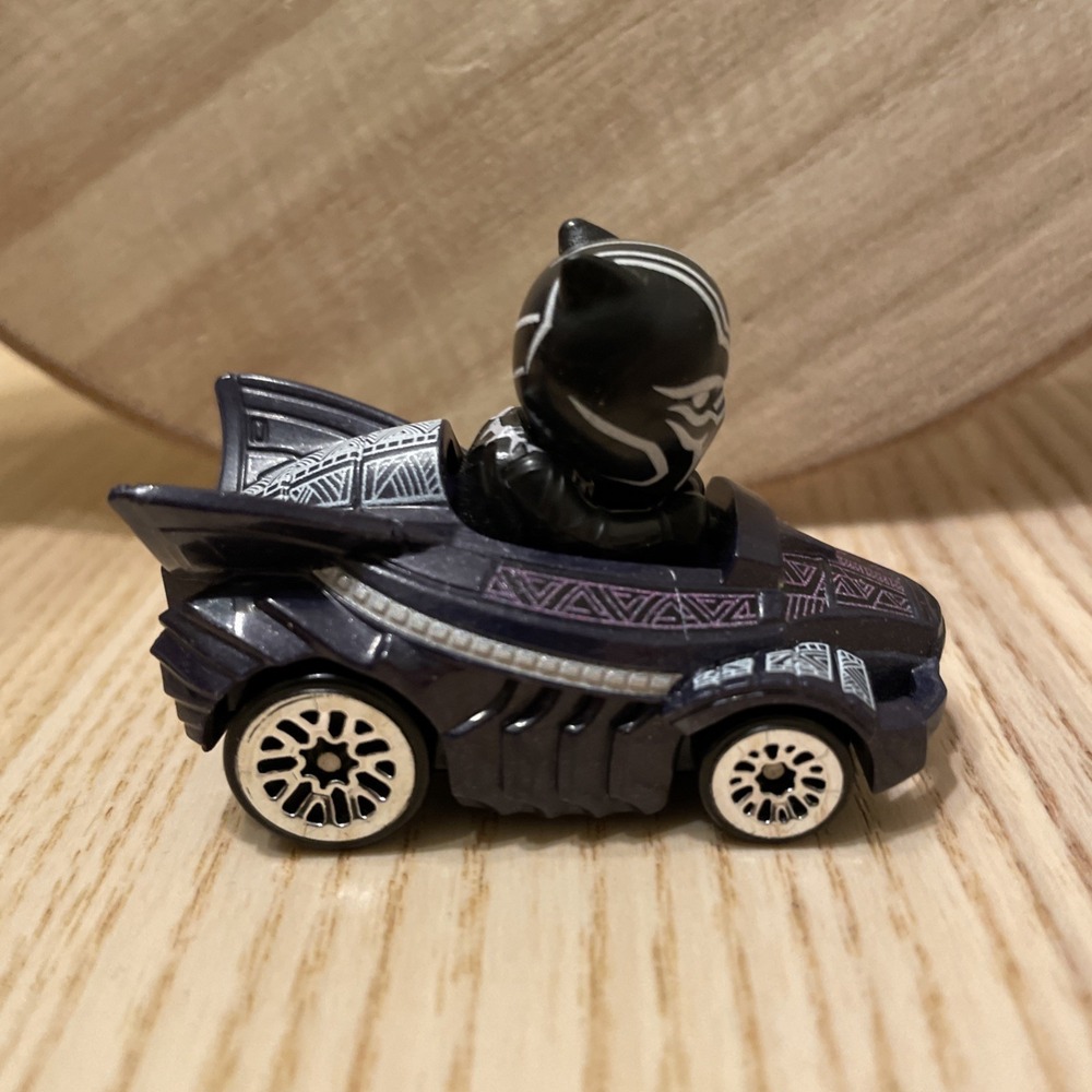 Hot Wheels‎ RacerVerse Black Panther die-cast toy car